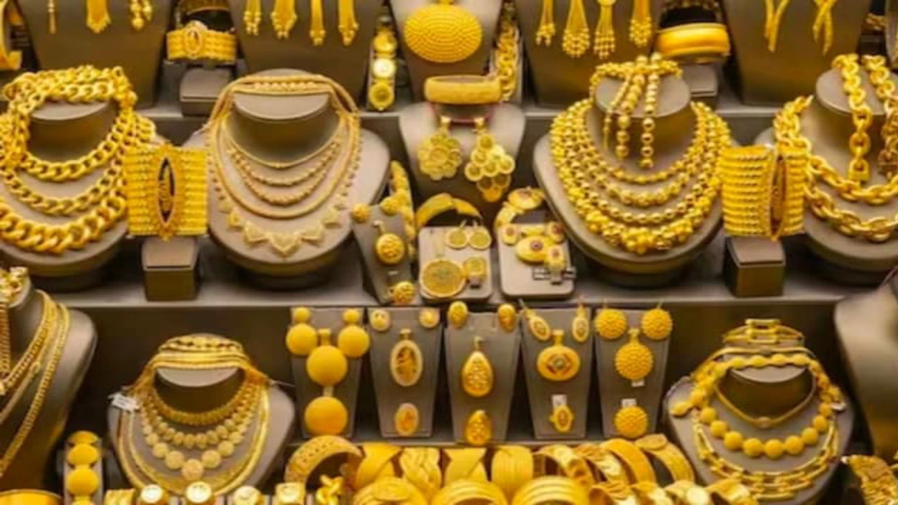 आज 14 अप्रैल को सोने की कीमत में आया उछाल, पहुंचा 73900 रुपये के पार, देखें आज आपके क्षेत्र में क्या है कीमत