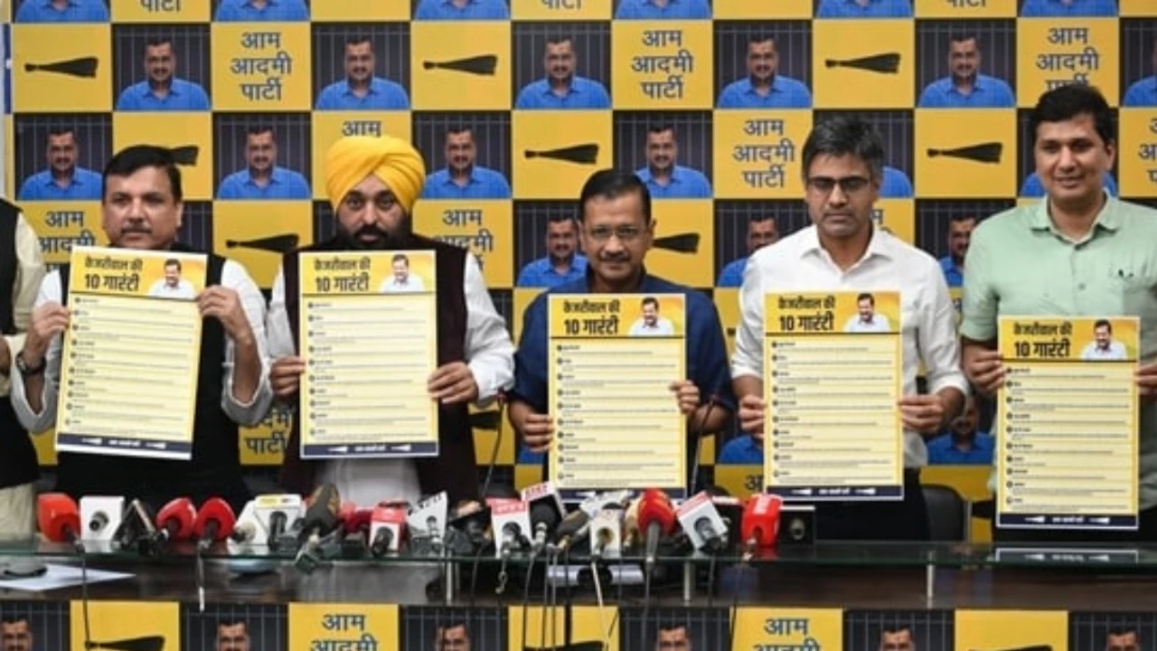 केजरीवाल ने जेल से निकल कर दिल्ली के लोगों को दी 10 गारंटी, फ्री बिजली के साथ साथ जानिए क्या होंगी नई चीजें