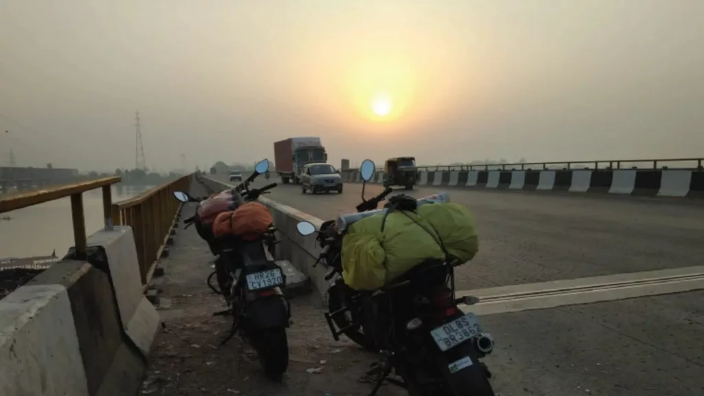 अगर आपको भी है बाइकिंग का शौक तो ये जगहें आपके लिए नही हैं किसी जन्नत से कम 1 20240517 1702055245425349867166487