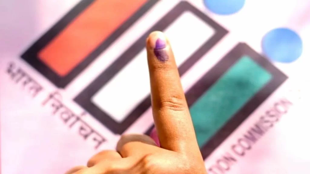 दिल्ली में इस दिन सरकार ने दिया सार्वजनिक अवकाश का निर्देश, स्कूल, कॉलेज और दफ्तर सब रहेंगे बंद 1 20240521 1903075665879676442143230