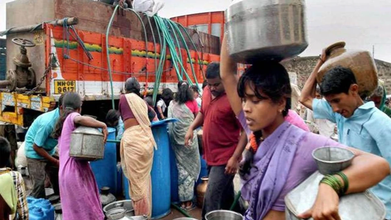 दिल्ली में जल संकट ने लिया भयानक रूप, अब गांवों में भी हुई पानी की किल्लत